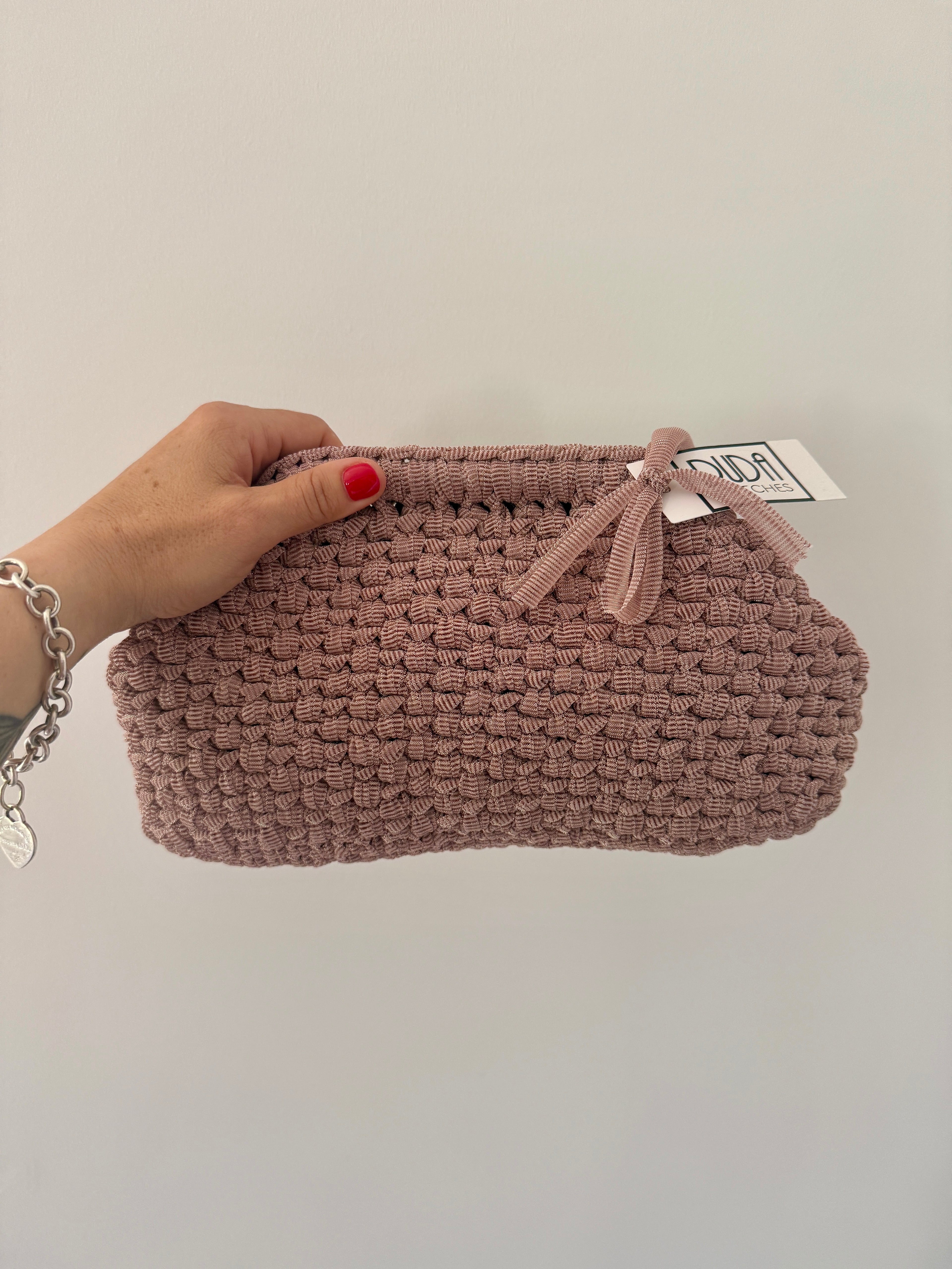 NOCCIOLA pochette standard in tulle rosa senza manico
