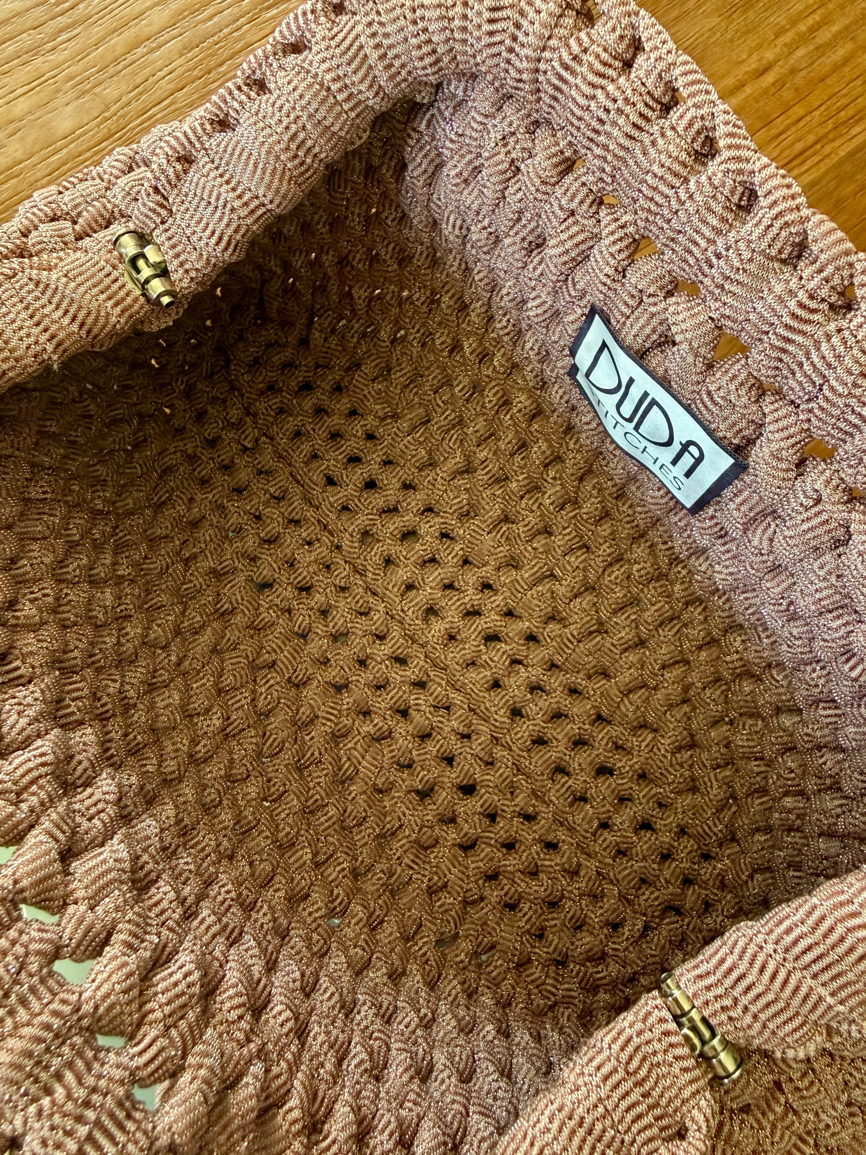 NOCCIOLA pochette standard in tulle rosa senza manico