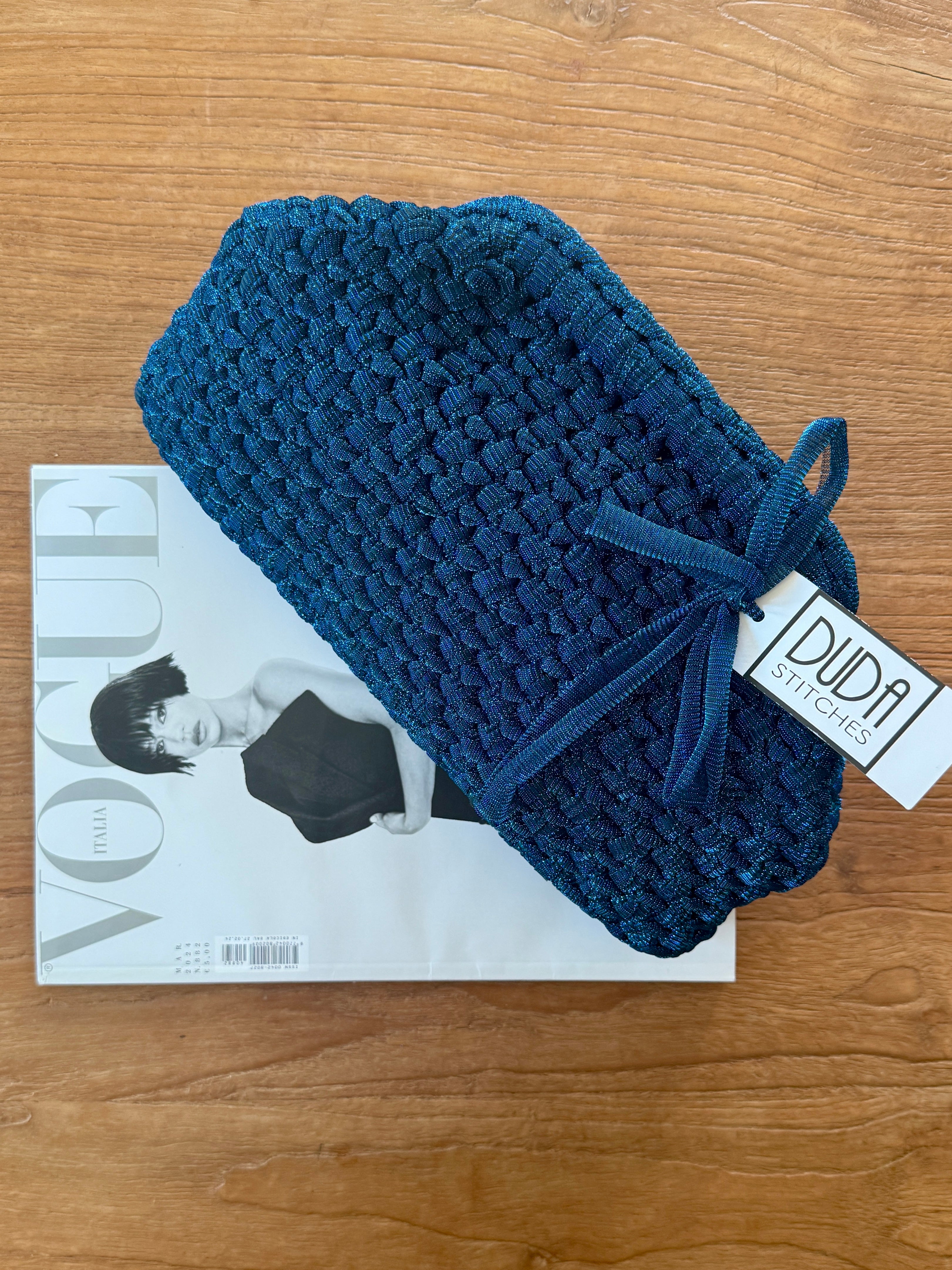NOCCIOLA pochette standard in tulle bluette senza manico