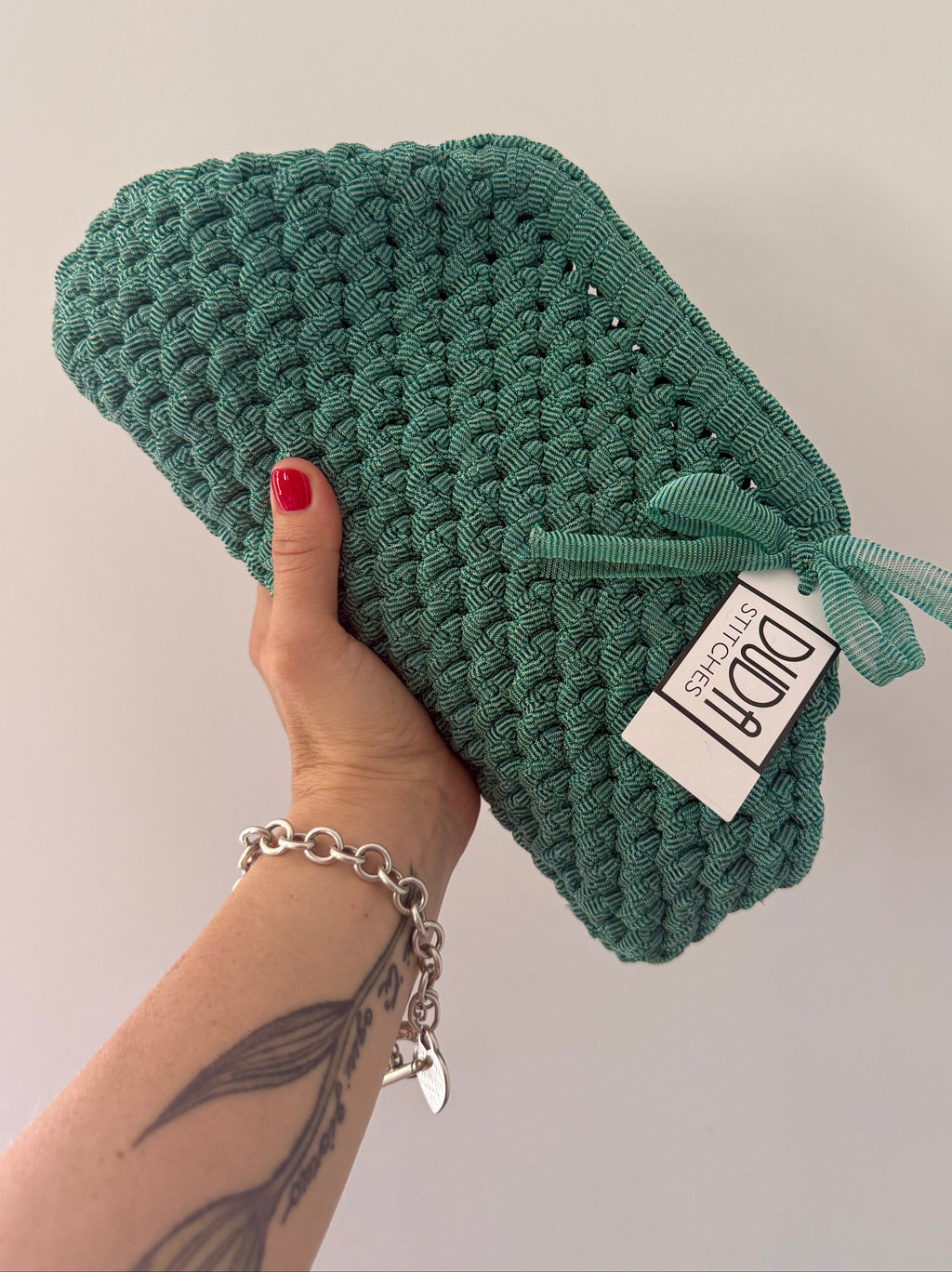 NOCCIOLA pochette standard in tulle turchese senza manico