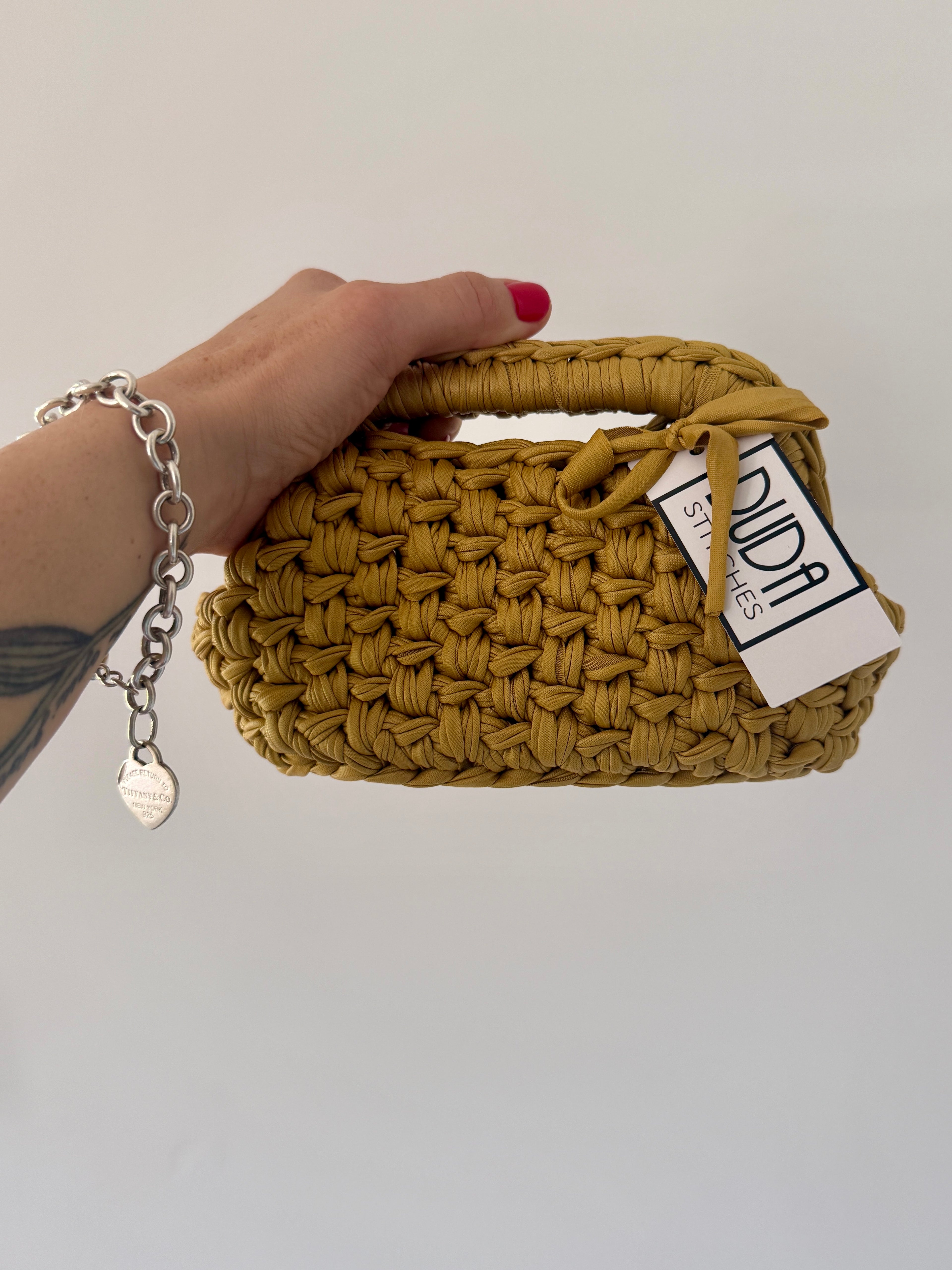 GIANDUIOTTA bag mini in ecopelle giallo senape con manico