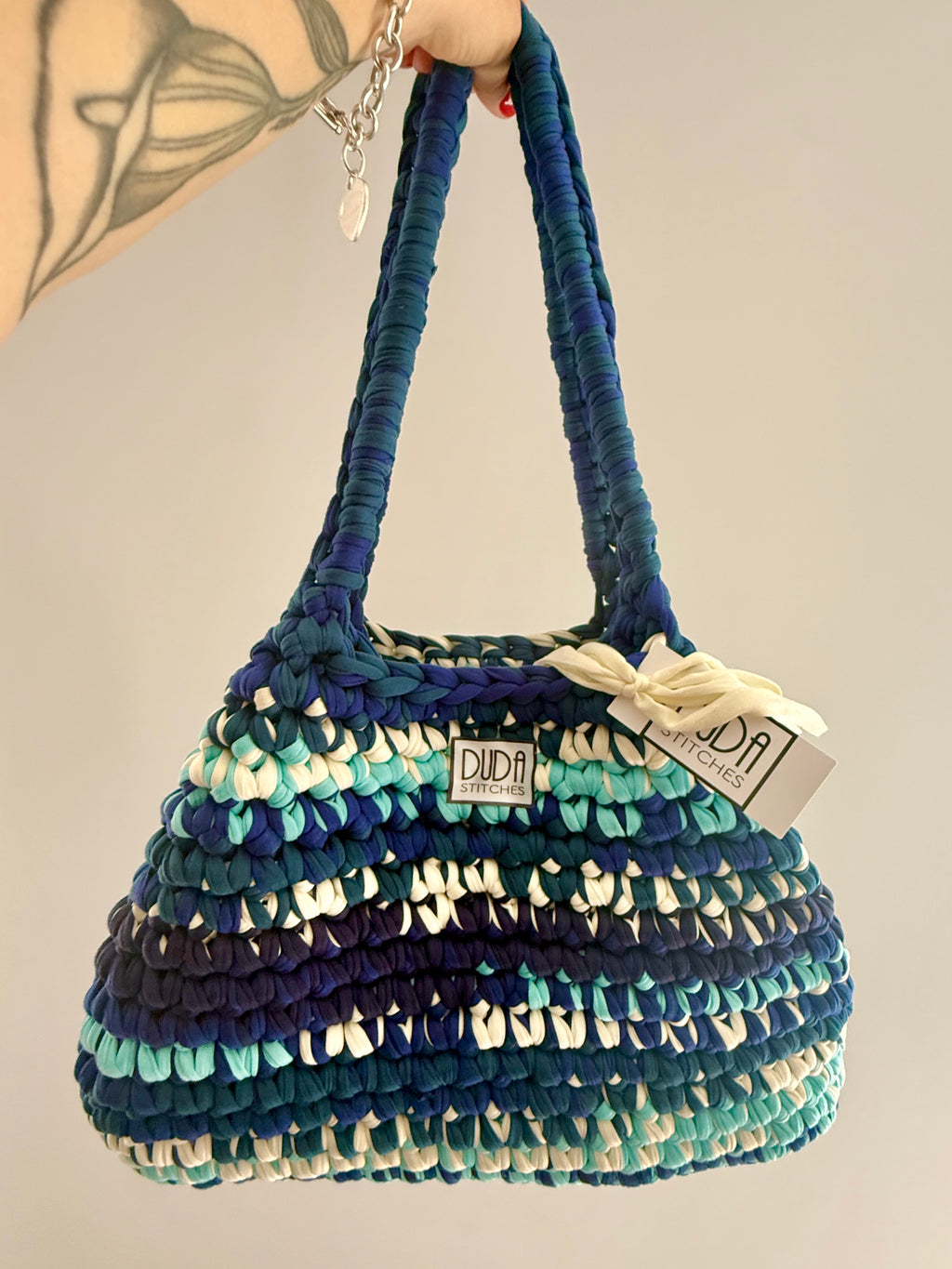 BAROLO bag large multicolore bluette//bianco con maniglie in lycra