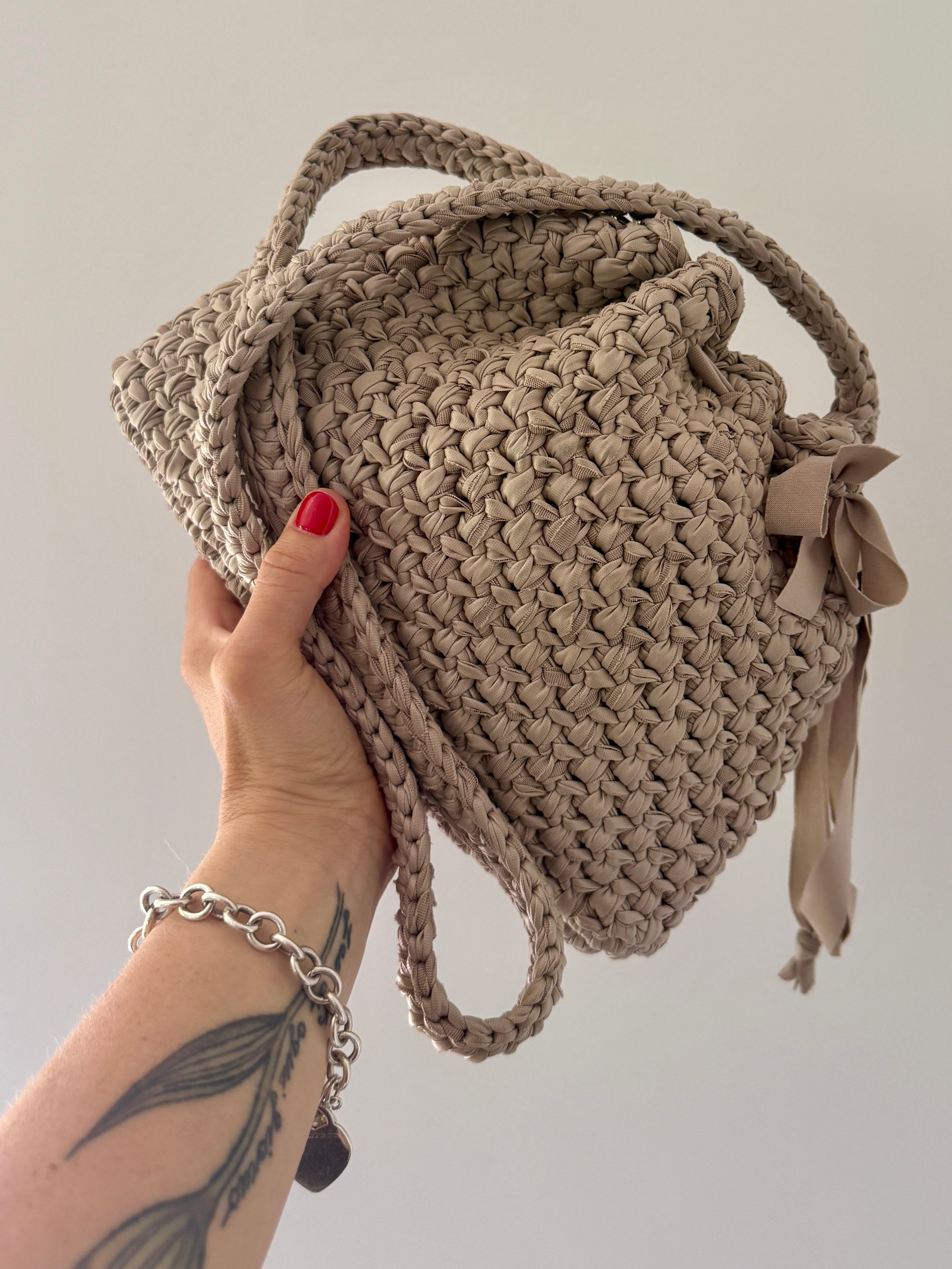 DUDINA bag standard in ecopelle grigio perla con tracolla