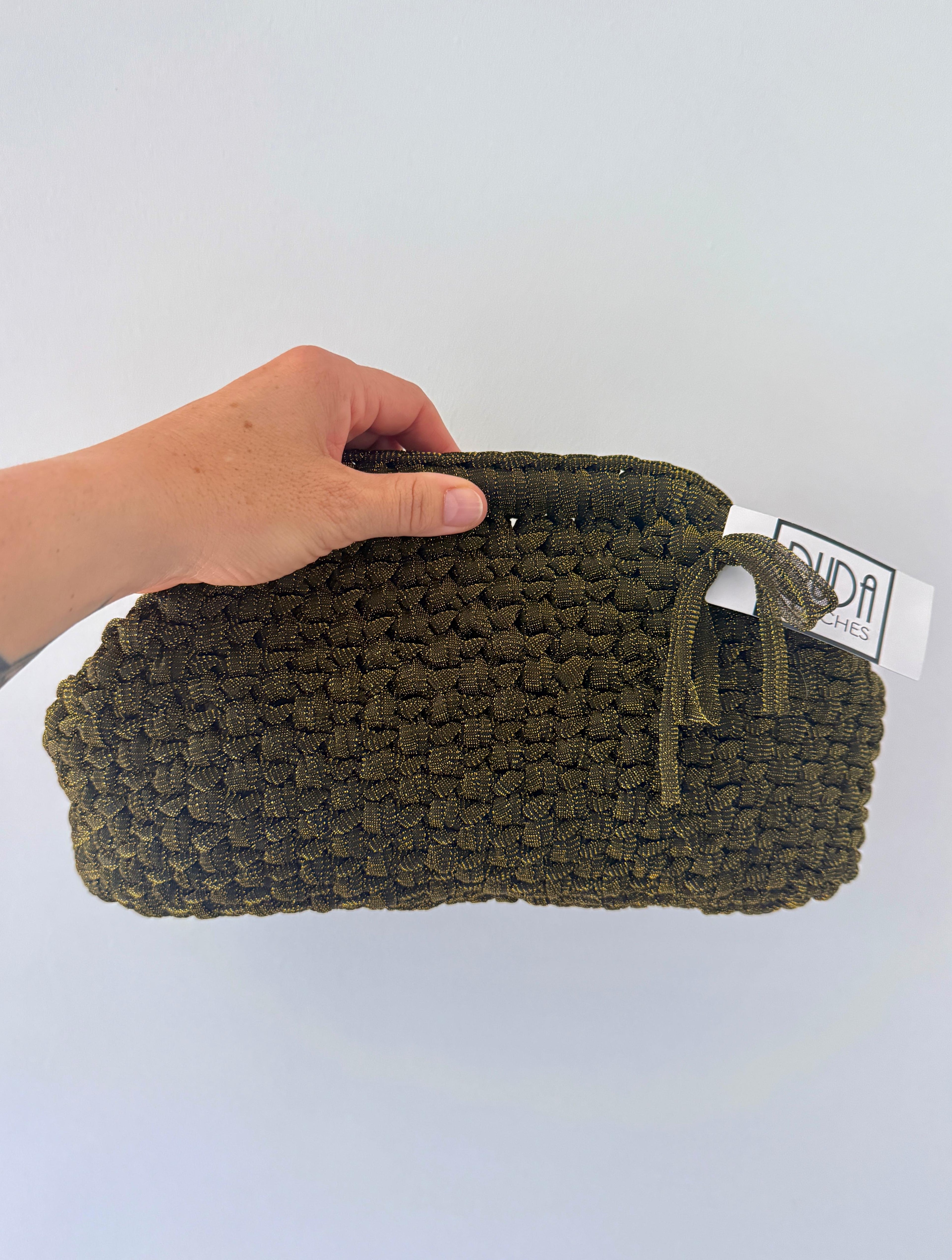 NOCCIOLA pochette standard in tulle nero//oro senza manico
